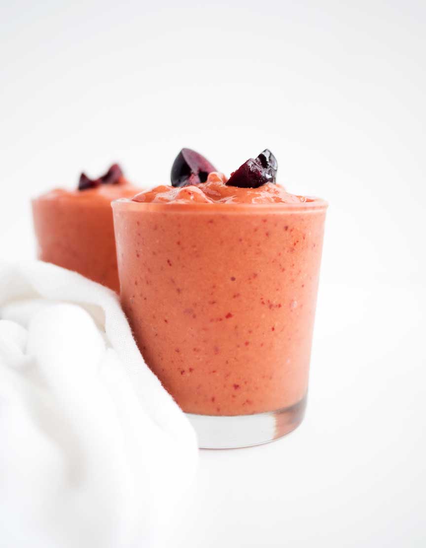 Cherry Maca Smoothie | The Kitchen Paper