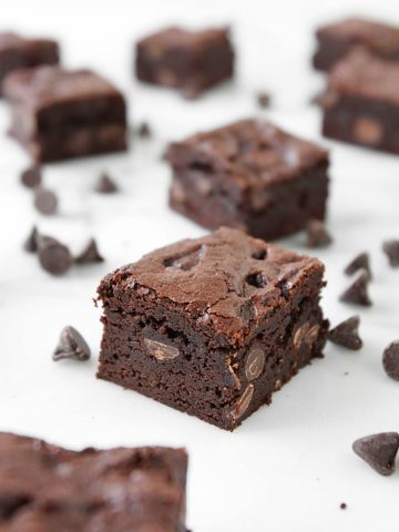 Favorite Fudge Brownies | thekitchenpaper.com