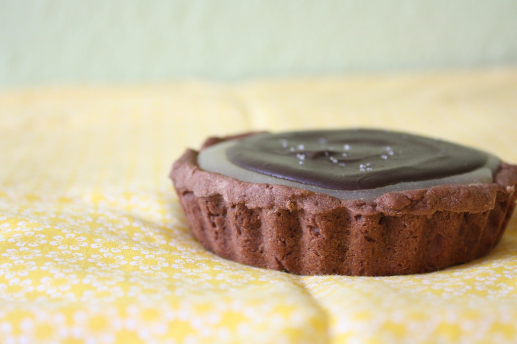 Sea Salted Caramel Tarts with Chocolate Ganache | the kitchen paper Sea Salted Caramel Tarts with Chocolate Ganache | the kitchen paper