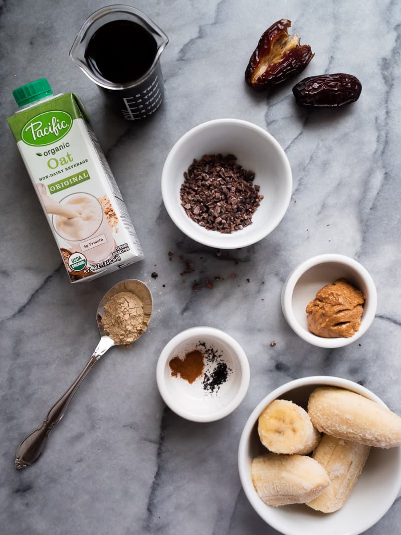 Mocha Maca Oat Milk Smoothie | The Kitchen Paper