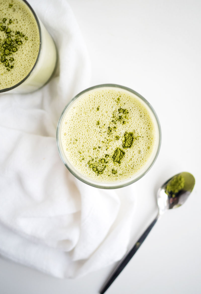 Vanilla Matcha Cashew Milk | The Kitchen Paper